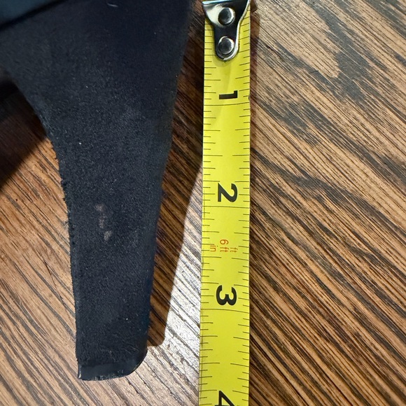 Tahari - Black Suede Lace Up Platform Heels with Fringe Tassels - 7.5 - Picture 12 of 16